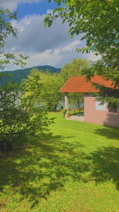 Dedin Raj Villa Golubac Exteriör bild