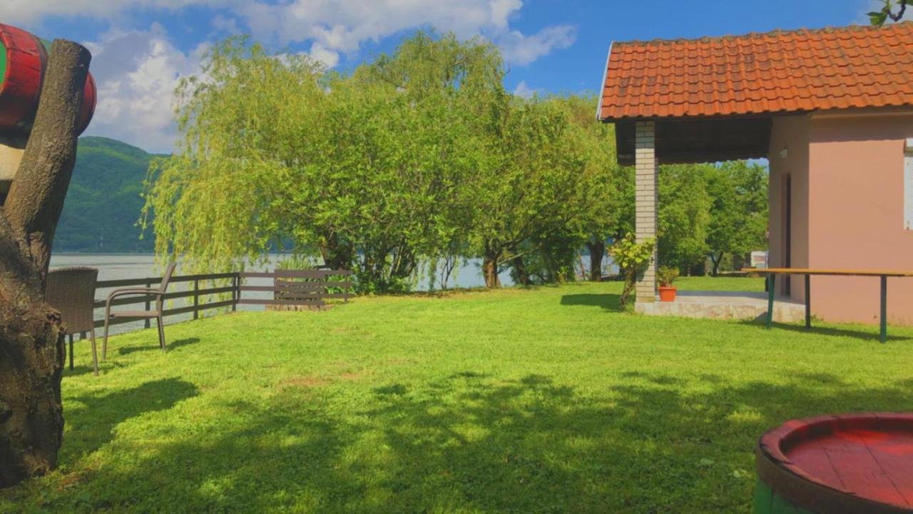 Dedin Raj Villa Golubac Exteriör bild